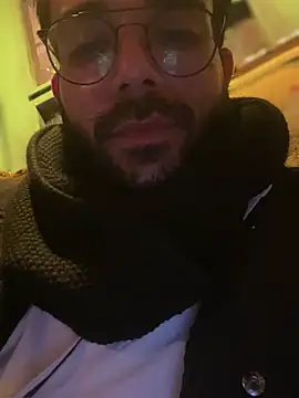 YJeromZCoxk online show from March 2025 01:12:01 AM