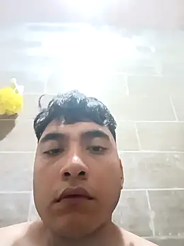 Snapshot of crisssalazar chatting on March 2025 08:59:01 AM crisssalazar online show from March 2025 08:59:01 AM