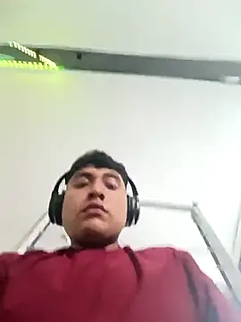 Snapshot of crisssalazar chatting on March 2025 01:10:02 PM crisssalazar online show from March 2025 01:10:02 PM