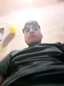 Snapshot of crisssalazar chatting on March 2025 05:19:01 AM crisssalazar online show from March 2025 05:19:01 AM