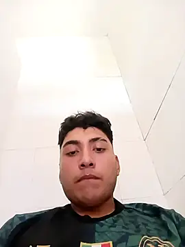 Snapshot of crisssalazar chatting on September 2025 09:04:02 PM crisssalazar online show from September 2025 09:04:02 PM