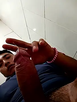 Snapshot of crisssalazar chatting on January 2026 06:35:02 PM crisssalazar online show from January 2026 06:35:02 PM