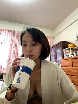 ladypaggy online show from November 2025 05:50:01 AM