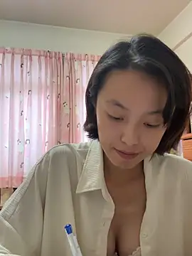 ladypaggy online show from December 2025 05:46:02 AM