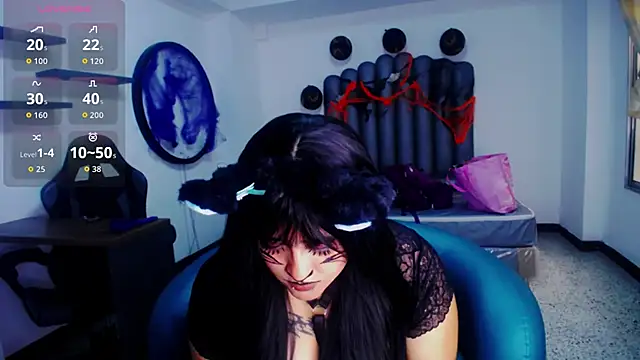 Mitsu Kawii online show from October 2025 02:35:01 PM