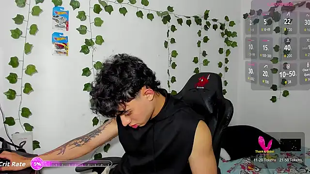 Noah milleer online show from November 2025 08:01:01 PM