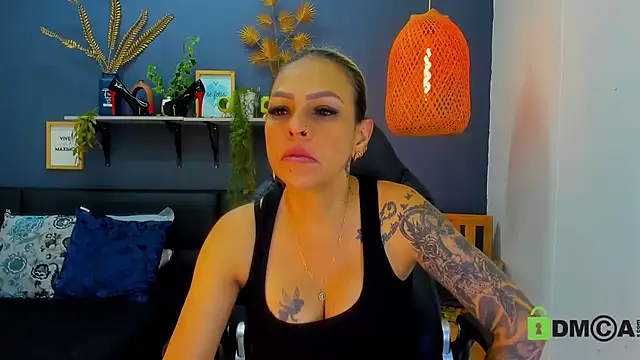 yessila parker online show from April 2026 08:39:03 AM