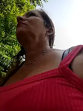 Snapshot of Sexy-Woman-Mature chatting on May 2026 01:38:02 PM Sexy-Woman-Mature online show from May 2026 01:38:02 PM