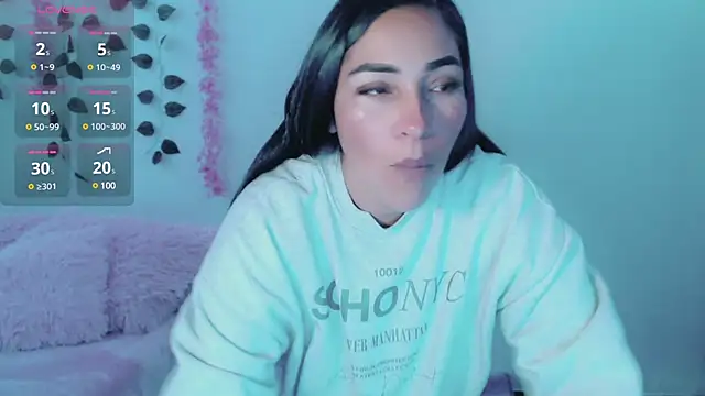 Snapshot of luna_lgomez_ chatting on March 2025 10:03:02 AM luna lgomez  online show from March 2025 10:03:02 AM