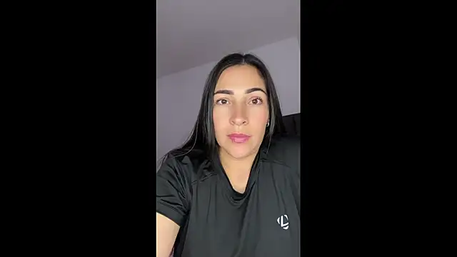 Snapshot of luna_lgomez_ chatting on July 2026 08:18:01 PM luna lgomez online show from July 2026 08:18:01 PM