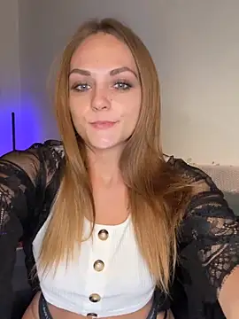 OCTAPUSSY2000 online show from November 2025 08:29:01 PM