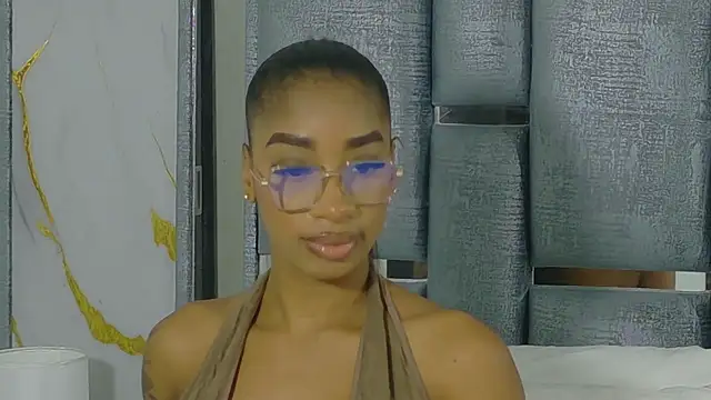 Angelesmith1 online show from December 2025 09:10:02 PM