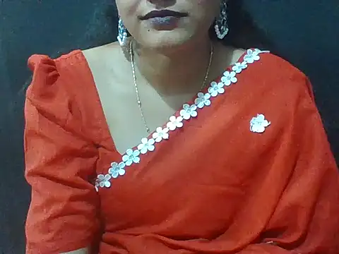 Snapshot of sugandha_bhabhi chatting on May 2026 04:25:01 PM sugandha bhabhi online show from May 2026 04:25:01 PM