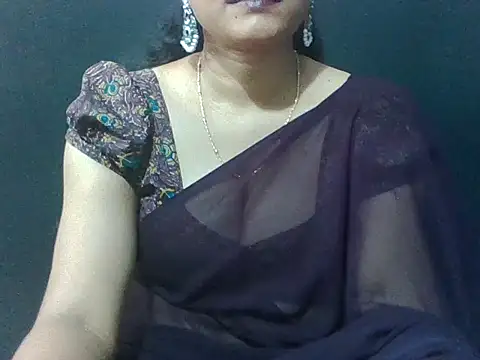 Snapshot of sugandha_bhabhi chatting on May 2026 04:47:01 PM sugandha bhabhi online show from May 2026 04:47:01 PM