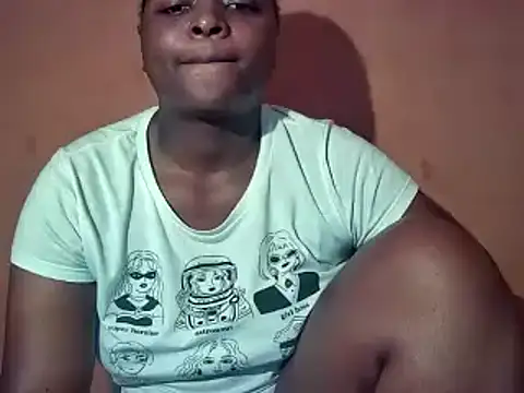 sexyhips2001 online show from February 2026 02:05:01 AM