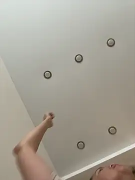 Beverly Hilll online show from October 2025 12:27:01 PM