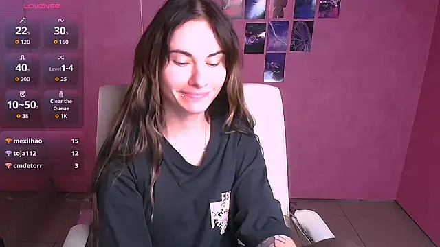 Snapshot of Fiona_Night chatting on June 2026 09:14:01 AM Fiona Night online show from June 2026 09:14:01 AM