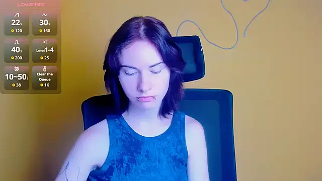Snapshot of Fiona_Night chatting on July 2026 05:05:01 AM Fiona Night online show from July 2026 05:05:01 AM