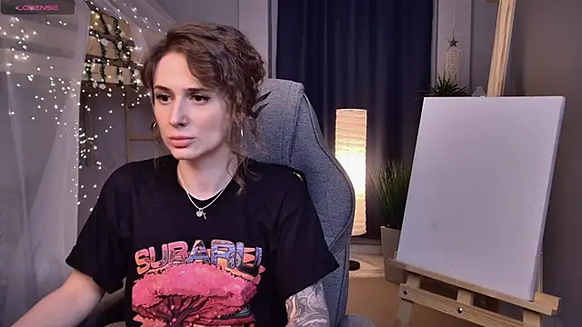 OliviaMcClean online show from June 2026 12:32:02 AM