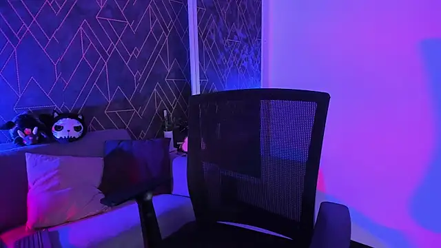 Snapshot of Tahara_Romanov chatting on October 2025 07:47:01 PM Tahara Romanov online show from October 2025 07:47:01 PM