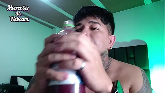 Snapshot of Strip_Classes_Col chatting on March 2025 11:57:02 PM Strip Classes Col online show from March 2025 11:57:02 PM