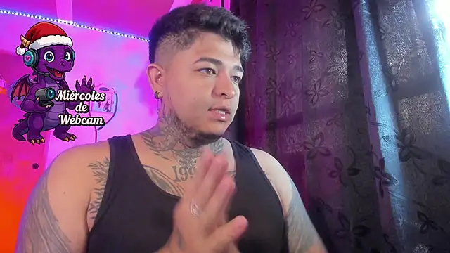 Snapshot of Strip_Classes_Col chatting on December 2025 02:59:01 PM Strip Classes Col online show from December 2025 02:59:01 PM