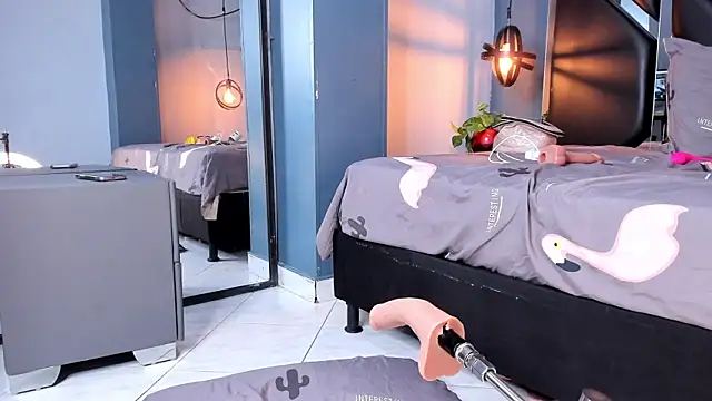 Melissa 23  online show from November 2025 11:43:01 AM