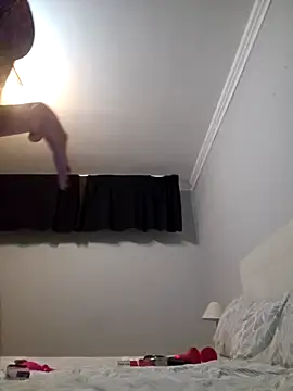 Melody73 online show from September 2025 04:16:02 AM