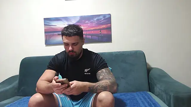 Tiberius hunk online show from October 2025 08:47:02 AM