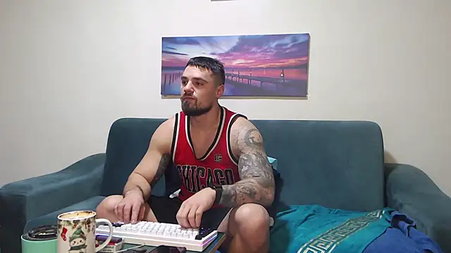 Tiberius hunk online show from January 2026 05:22:01 AM