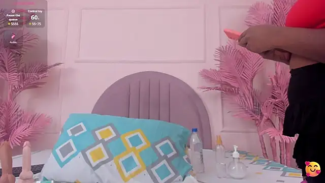 Snapshot of Hanaahquinn chatting on March 2025 11:42:02 AM Hanaahquinn online show from March 2025 11:42:02 AM