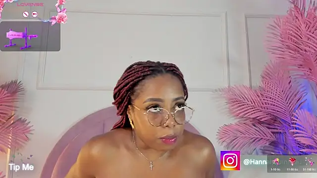 Hanaahquinn online show from April 2026 11:45:02 AM