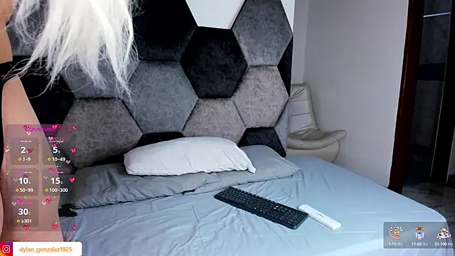 Dylan Turnerr online show from September 2025 10:22:01 PM