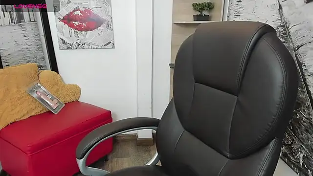 issa  nassar online show from November 2025 03:22:02 PM