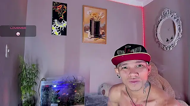 CRAZY-BOY99 online show from November 2025 09:31:01 AM