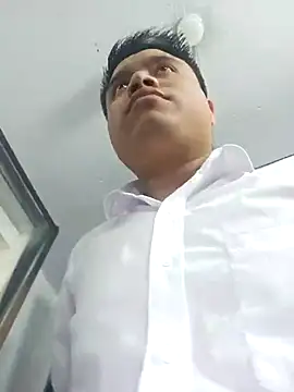 Snapshot of Raykio chatting on November 2025 02:54:02 AM Raykio online show from November 2025 02:54:02 AM