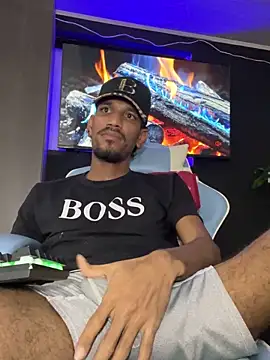 Snapshot of Miguel_bigcock chatting on March 2025 07:53:01 PM Miguel bigcock online show from March 2025 07:53:01 PM