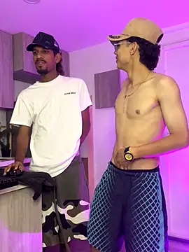 Snapshot of Miguel_bigcock chatting on September 2025 03:50:02 AM Miguel bigcock online show from September 2025 03:50:02 AM