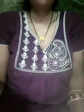 Sexyradha  online show from April 2026 10:45:02 PM