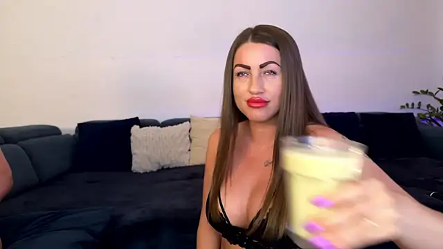 Milf Andy online show from July 2026 01:31:01 PM