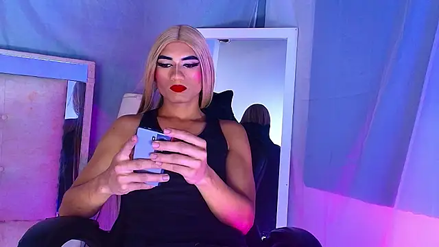 Emily Castillo 1 online show from February 2026 04:17:01 AM