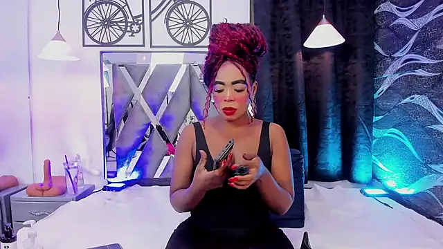 CandyMartinez  online show from April 2026 07:50:02 PM