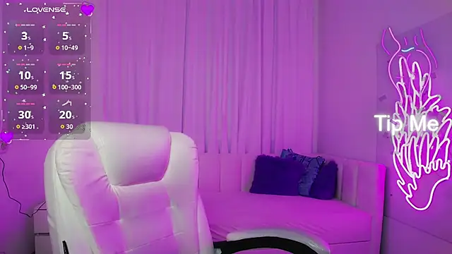 Eliss Shyyo online show from November 2025 08:02:02 PM