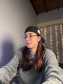 Snapshot of Camil_Lee chatting on October 2025 02:37:02 AM Camil Lee online show from October 2025 02:37:02 AM