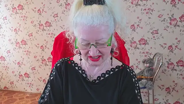 Maya Mayflower online show from April 2026 07:45:01 AM