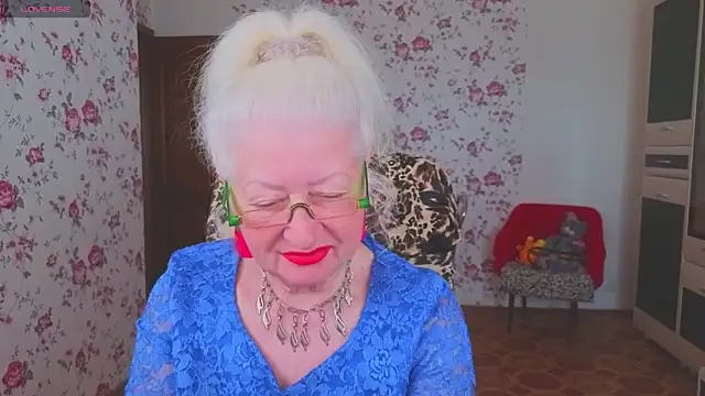 Maya Mayflower online show from June 2026 03:33:01 AM