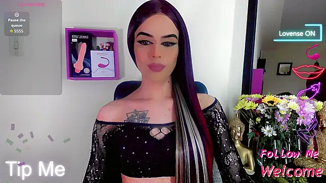 Snapshot of IvanaColizon_BigCock chatting on December 2025 12:05:01 AM IvanaColizon BigCock online show from December 2025 12:05:01 AM
