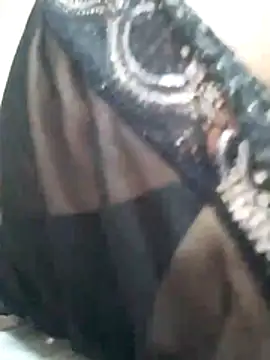 Snapshot of Sandra42 chatting on October 2025 02:40:02 PM Sandra42 online show from October 2025 02:40:02 PM