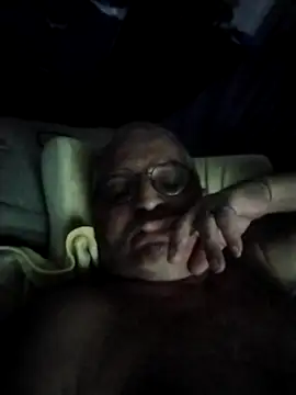 Snapshot of coolbrady17 chatting on March 2025 08:32:01 PM coolbrady17 online show from March 2025 08:32:01 PM