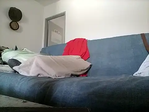 Snapshot of coolbrady17 chatting on September 2025 07:44:02 AM coolbrady17 online show from September 2025 07:44:02 AM